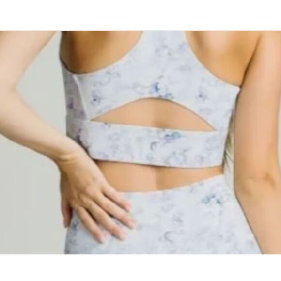 Zyia Active Luxe Deluxe Cut Out Back Peekaboo Sports Bra Workout Exercise Size L - Picture 1 of 6